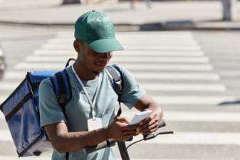 Engage hourly workers with a strong communication strategy